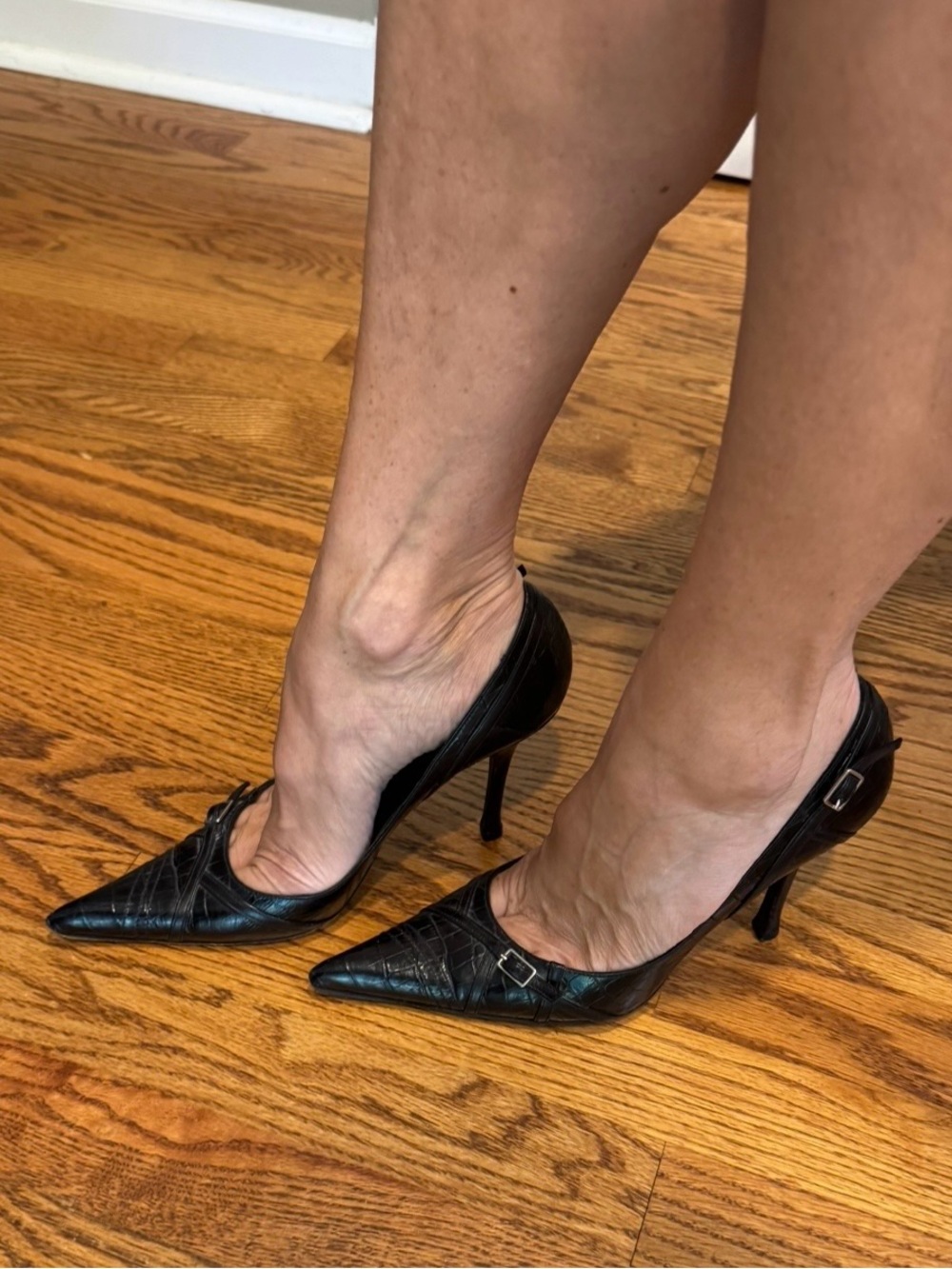 Charles David Black Pointed Leather Buckle Pumps - Picture 11 of 11